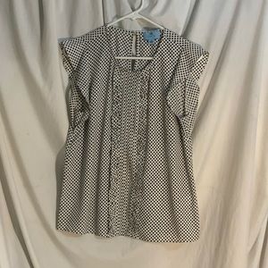 Cute blouse. Small